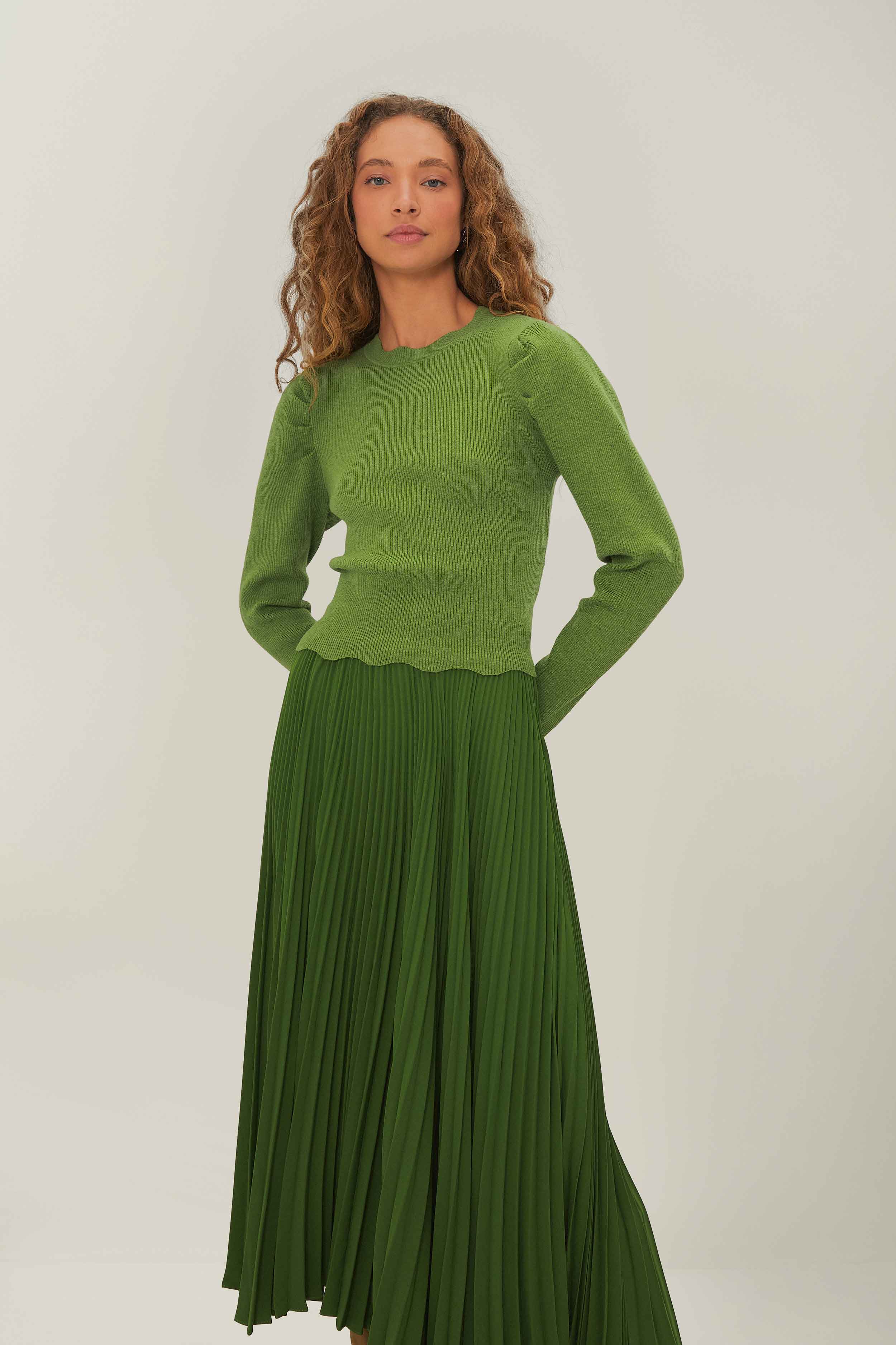 GREEN PLEATED MAXI SKIRT